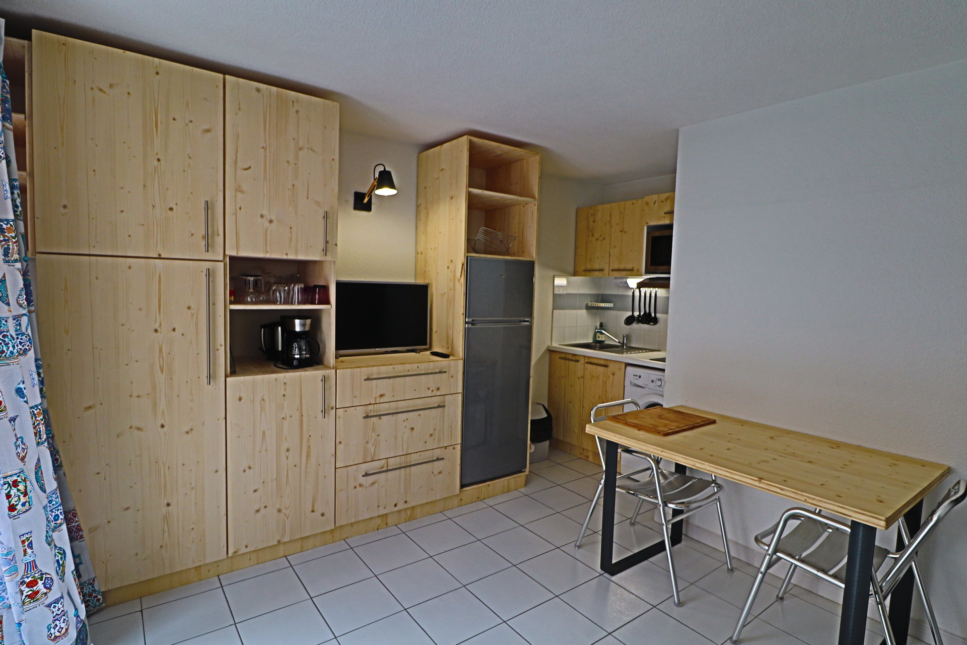 Photo 3